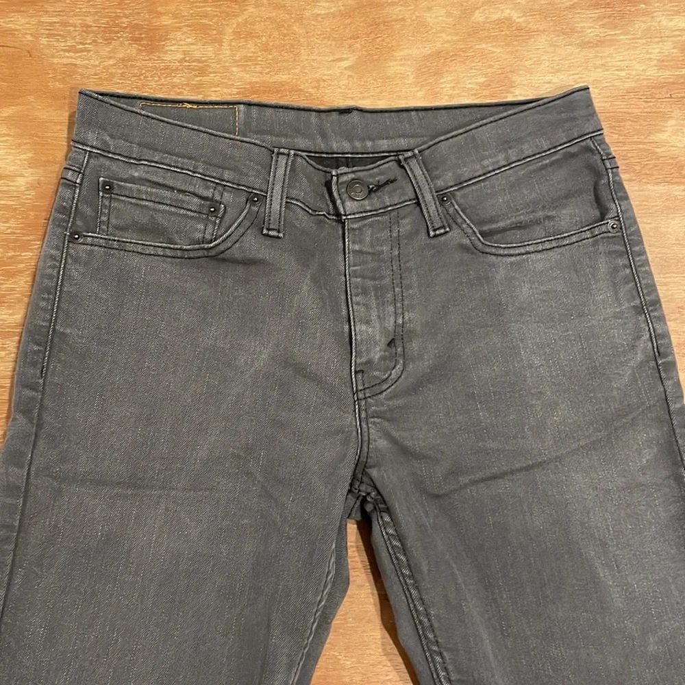 NWOT LEVI'S 511™ SLIM FIT MEN'S GREY JEANS, W31" L32" - Picture 7 of 12